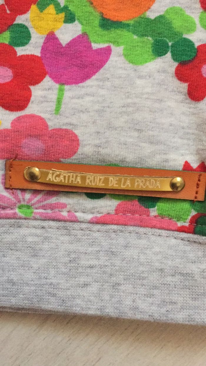 Pull court Agatha Ruiz de la prada 18 mois . Fleurs - photo numéro 4