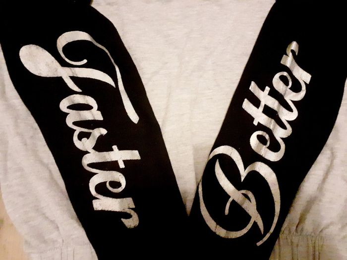 T-shirt capuche - 16 ans - photo numéro 3