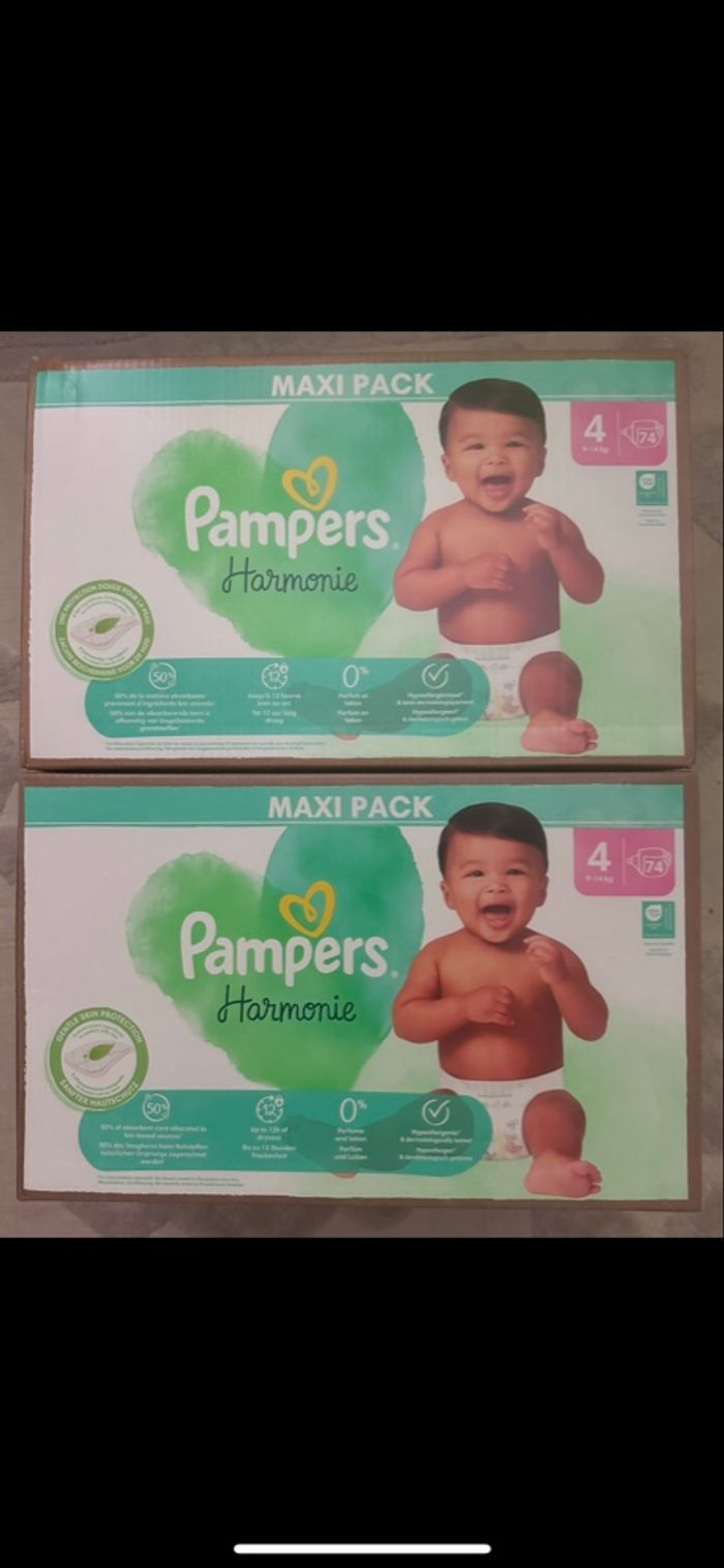 2 cartons de couches Pampers taille 4