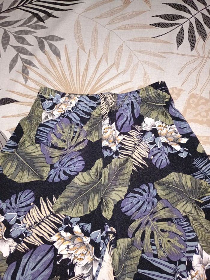 Pantalon fin et des filles motifs fleurs et fougères Shein 8 ans - photo numéro 3