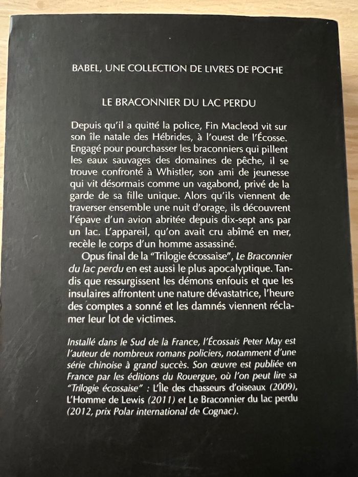 Livre Le Braconnier du Lac Perdu – Peter May – Bon État - photo numéro 6