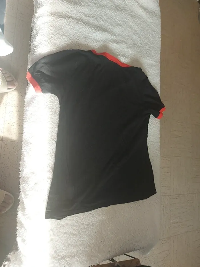 T-shirt amour noir et rouge - photo numéro 5
