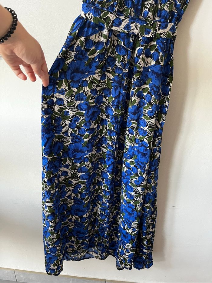 Robe longue et légère d’été manches courtes à imprimé floral bleu - photo numéro 8