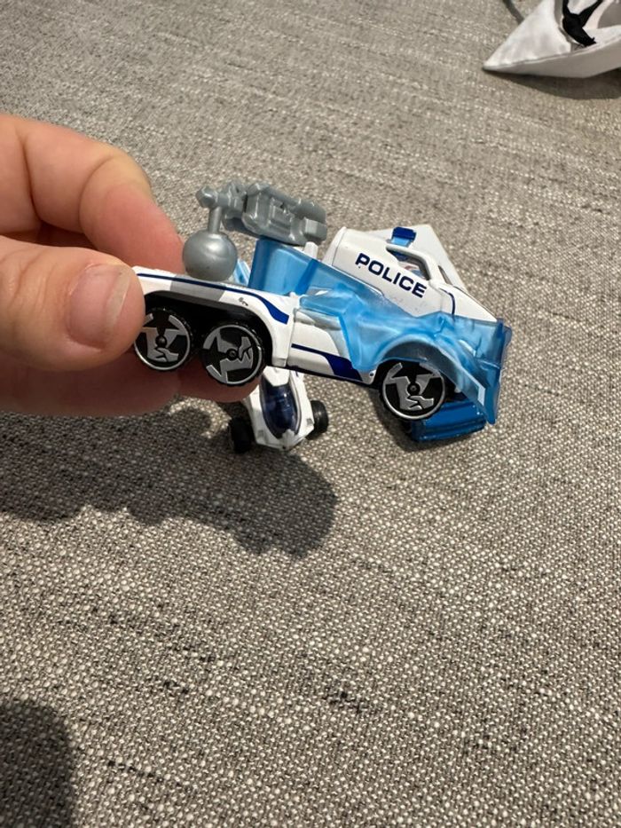 Lot trois petits véhicules - photo numéro 2