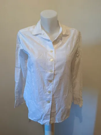 Blouse blanche en très bon état Claudie pierlot taille 1
