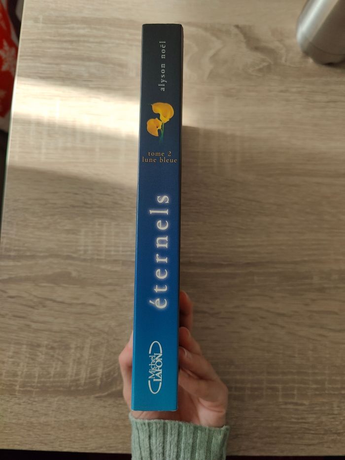 Livre Éternels tome 2 : lune bleue - photo numéro 3