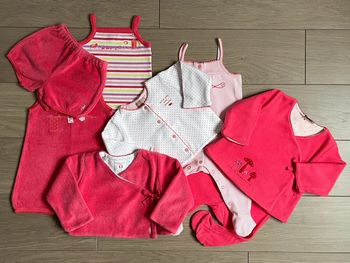 Lot de vêtements Natalys T-6 mois
