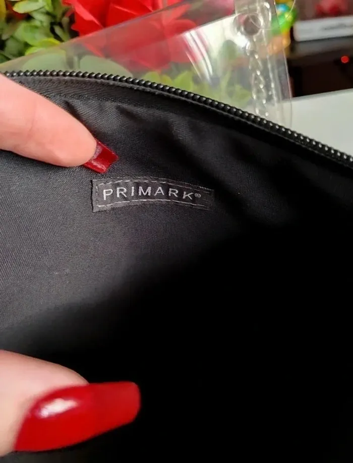 Grande pochette plastique + une autre pochette - photo numéro 6