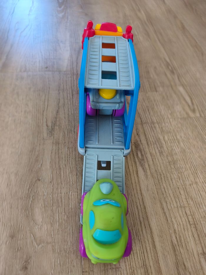 Camion et voiture 1er âge - photo numéro 4