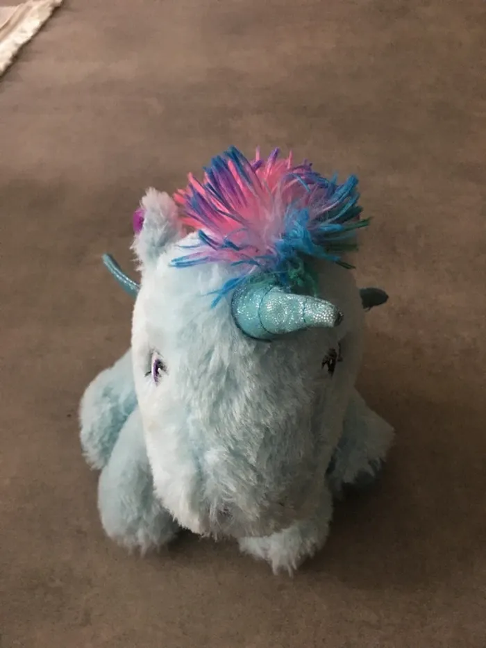 Peluche licorne 🦄🧸 - photo numéro 8