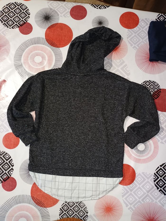 Lot 4 pulls 👧 taille 6 ans - photo numéro 8
