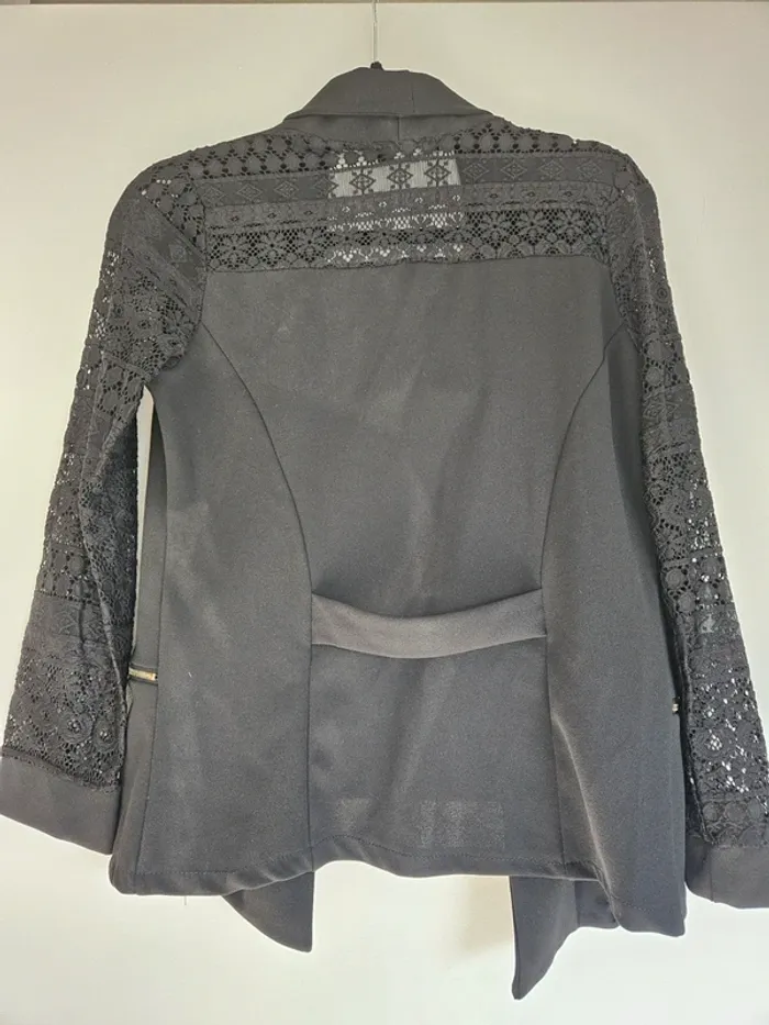Veste noire M - photo numéro 4