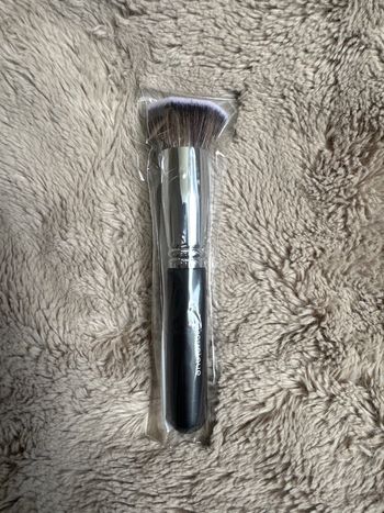 Pinceau Kabuki Younique