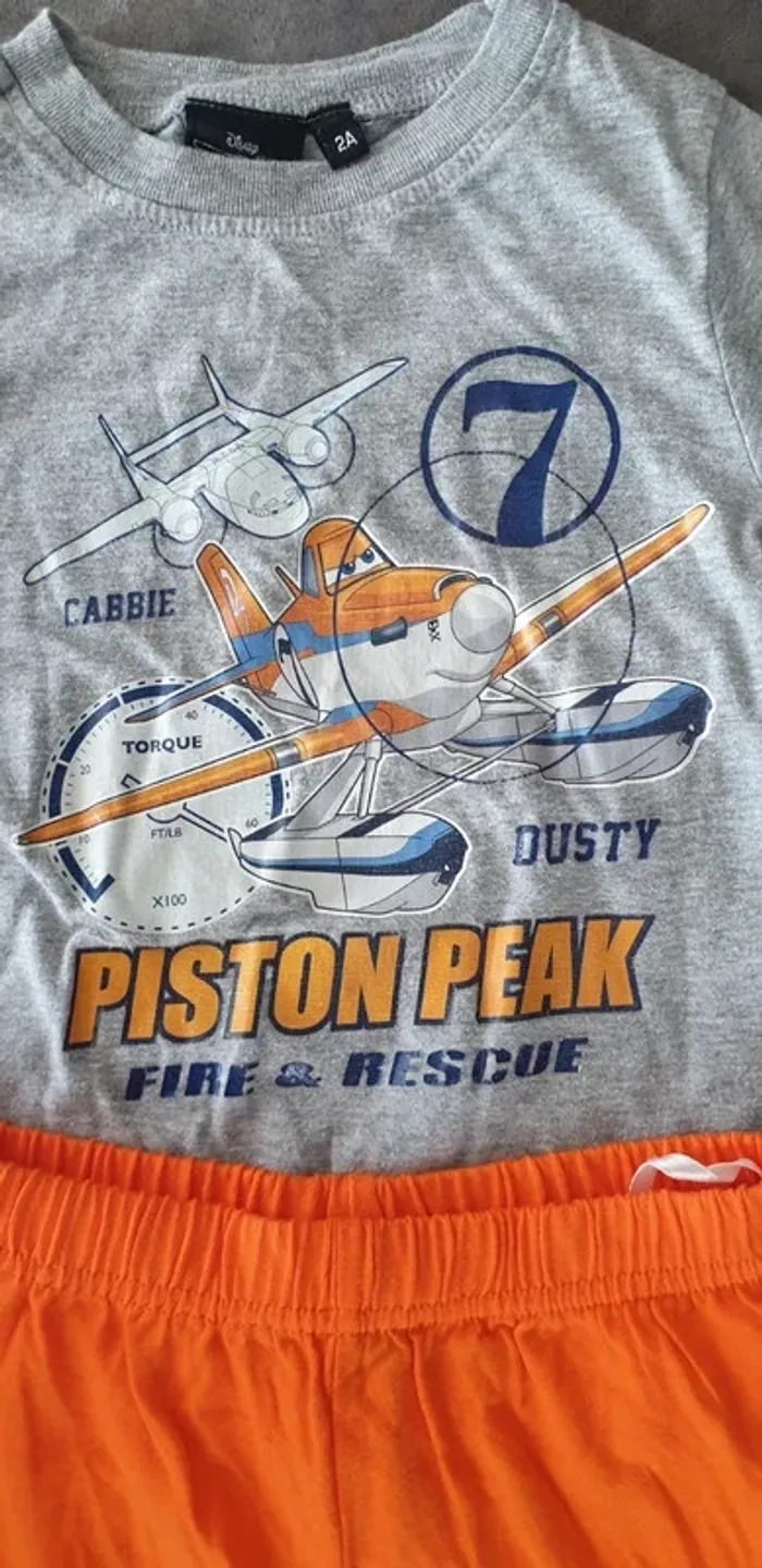 Ensemble planes 2 ans - photo numéro 2