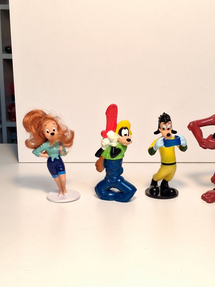 Lot figurines vintage Disney Dingo et Max
Taille 13cm pour la plus grande - photo numéro 2