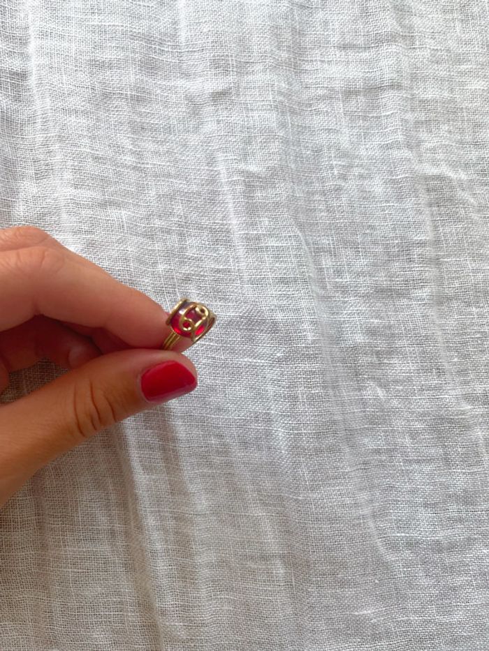 Bague doré et pierre rouge fait main - photo numéro 4