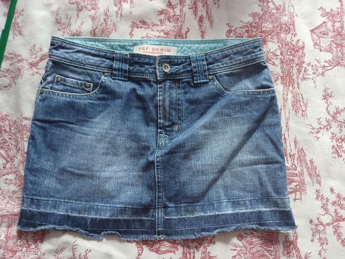Mini jupe jean 5 poches taille 36