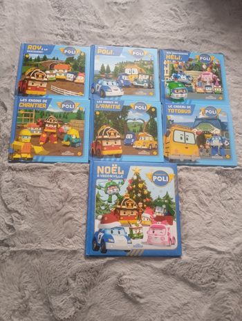 Lot livres Robocar Poli