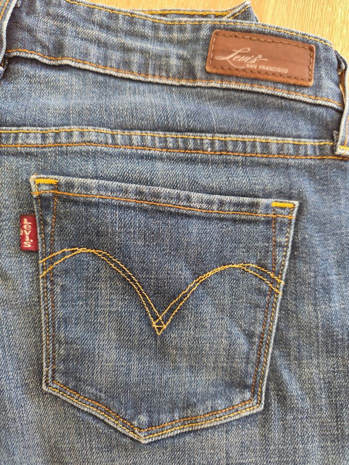Jean Levi's taille 36 - photo numéro 3