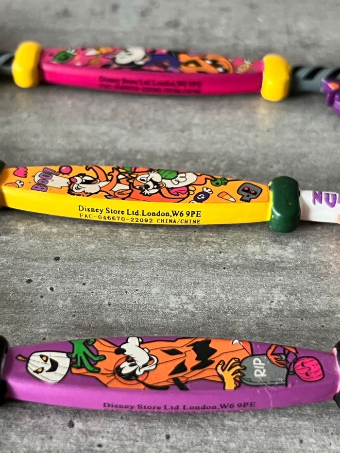 Lot 3 clés mystère Halloween Disney 2022 - photo numéro 2