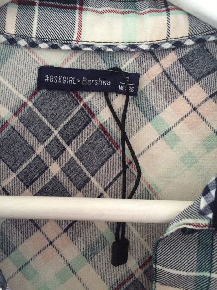 chemise Bershka neuve taille S - photo numéro 3