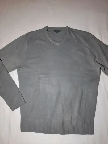 Pull à col v