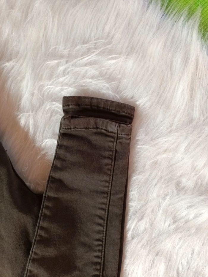 Skinny kaki - photo numéro 4