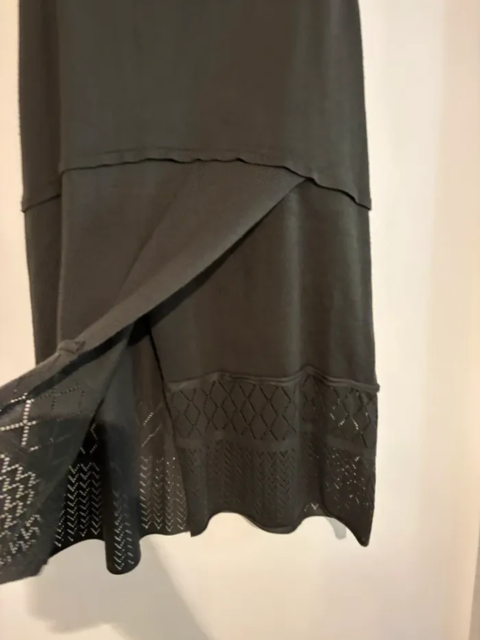Robe grise sans manches ajourée – Les Filles de Neaux – Taille 2 - photo numéro 8