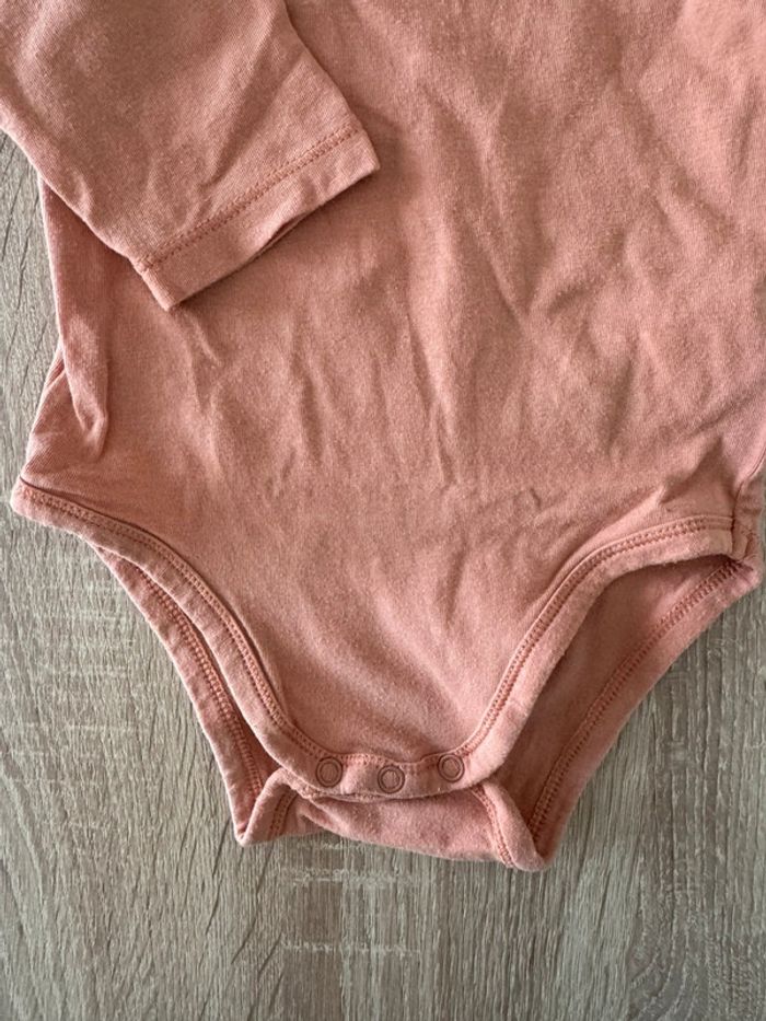 Lot 2 bodies ML TAO 12 mois BE - photo numéro 4