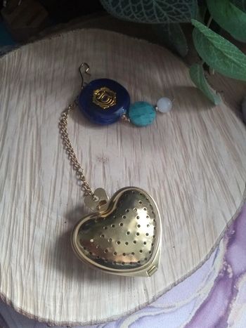 Perles et chaîne de Boule à thé