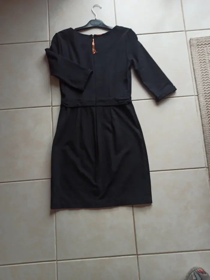 Robe noire One Step taille 36 - photo numéro 2