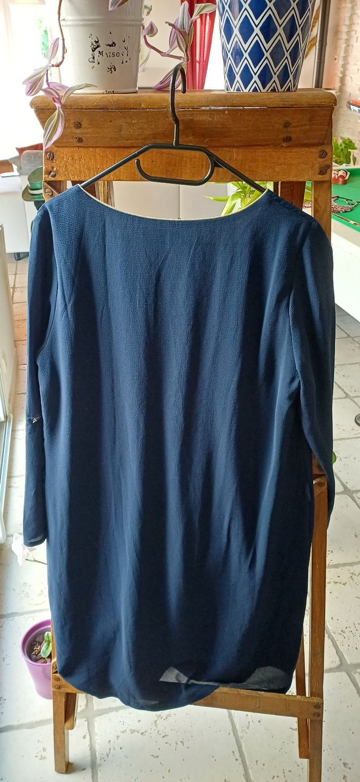 Robe col v - photo numéro 2