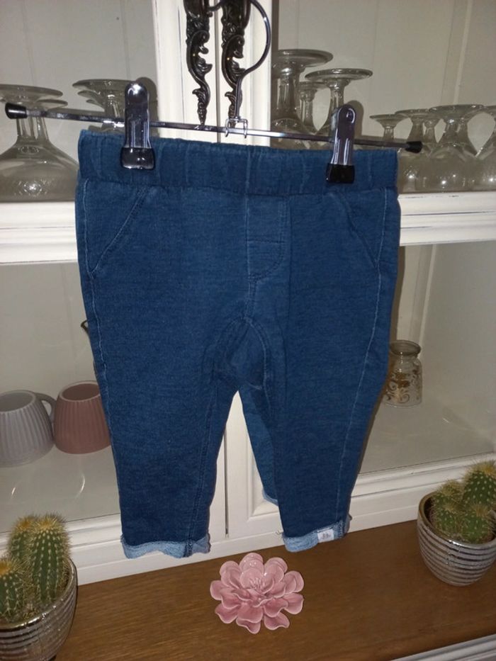 Lot de 2 jeggings en jean/denim souple 3/6mois en excellent état - photo numéro 6