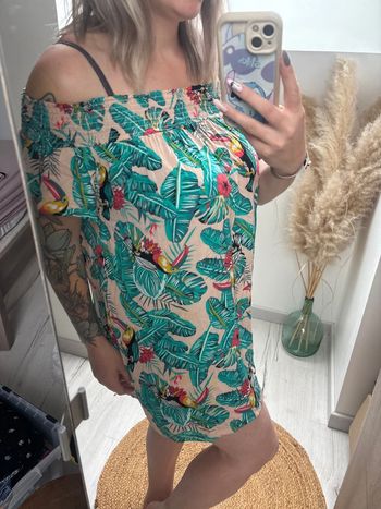Robe d’été motif tropical