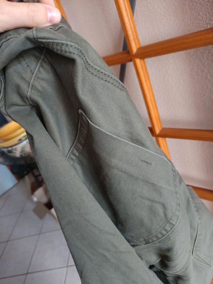 Jean kaki taille 48 - photo numéro 3