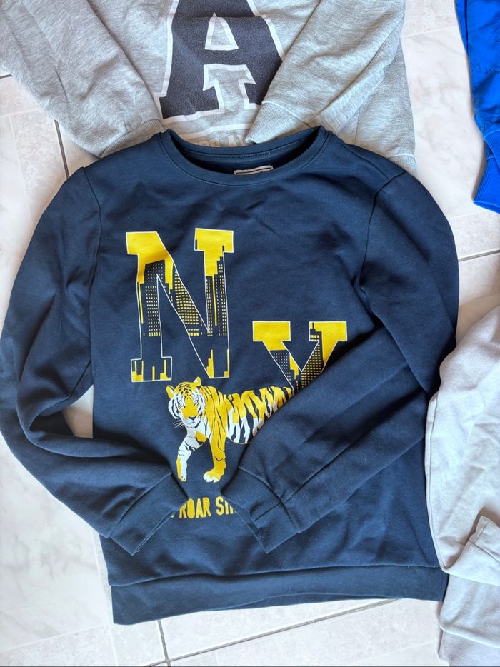 Lot sweat 2 - 10 ans - photo numéro 3