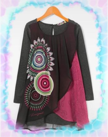 Robe desigual 3/4 ans très peu porté excellent état