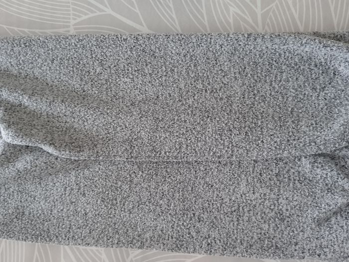 Pull gris sequin Kiabi 12 ans - photo numéro 7