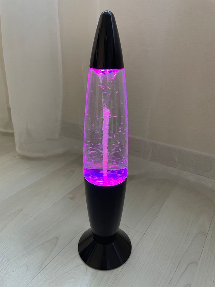 Lampe tornade qui change de couleur - photo numéro 5