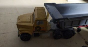 Camion benne Vintage 80