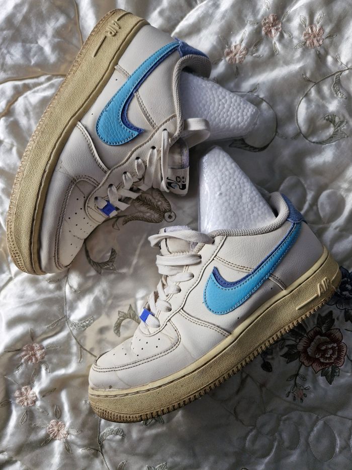 Très joloes basquets lacets nike - photo numéro 4