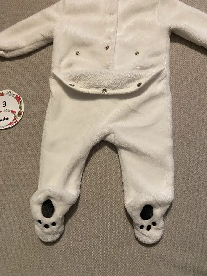 Pyjama Kiabi 3 mois bien chaud très bon état - photo numéro 5