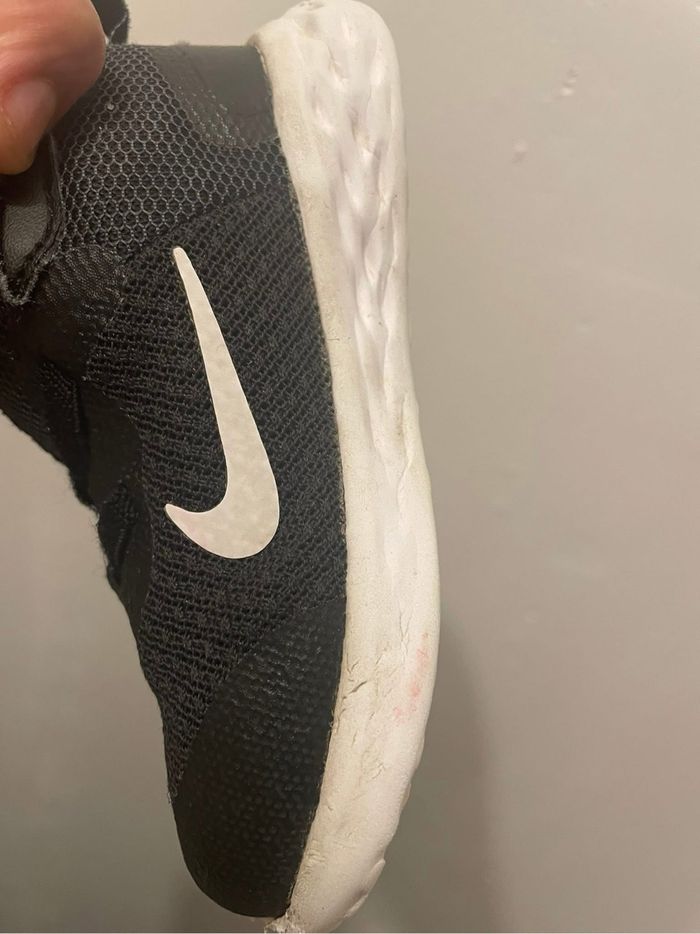 Basket Nike mixte p 22 - photo numéro 2