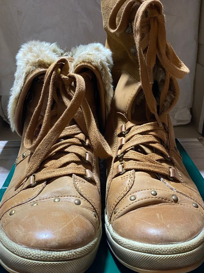 Botte de cuir pour les femmes