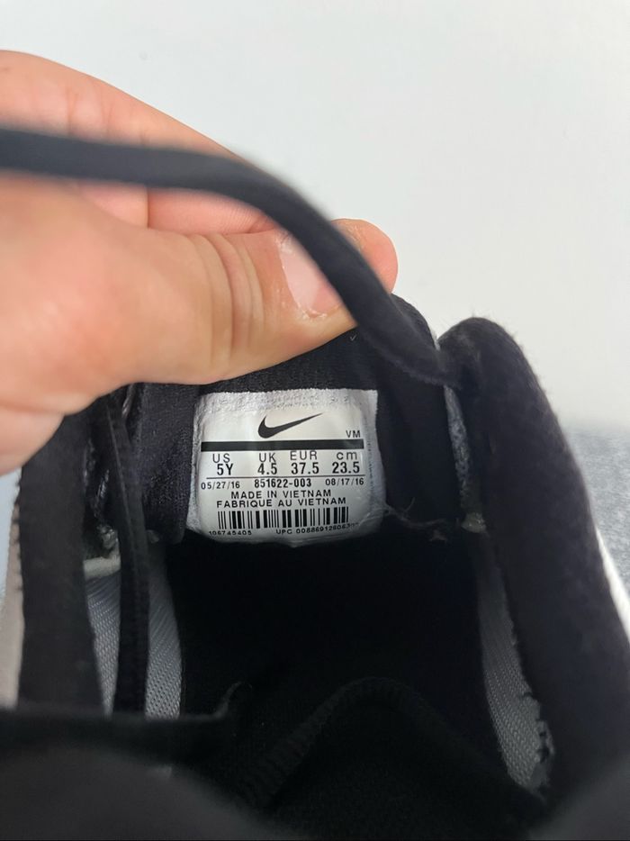 Baskets Nike Air Max 2017 Taille 37.5 - photo numéro 9