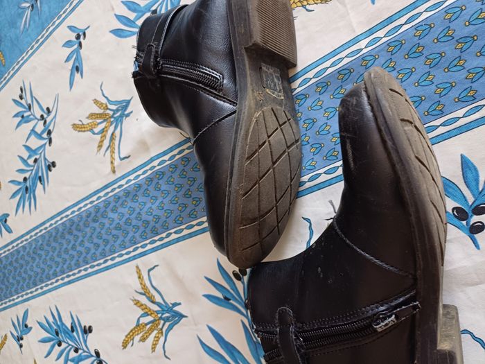 3 paires de chaussures filles du 31 au 33 - photo numéro 9
