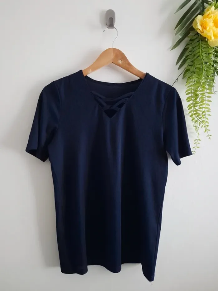 Haut manche courte / Taille 36-38 - photo numéro 6