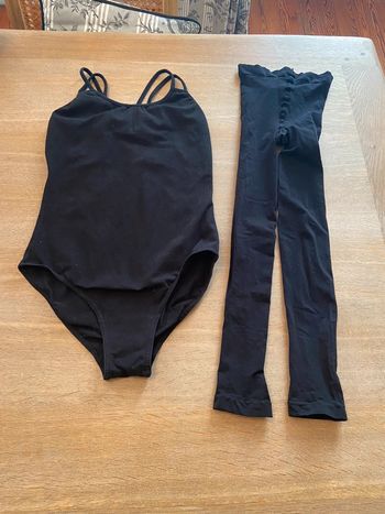 Lot justaucorps coton noir dos travaillé taille M et collant noir sans pied taille 14 ans