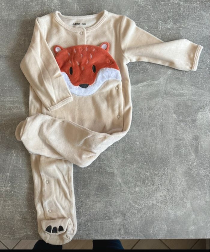 Lot de 5 vêtements - photo numéro 2