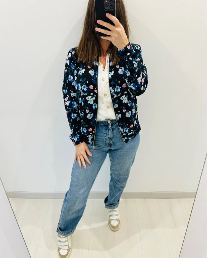 🌸Veste Bombers fleurie - Kiabi - ton bleu 🌸